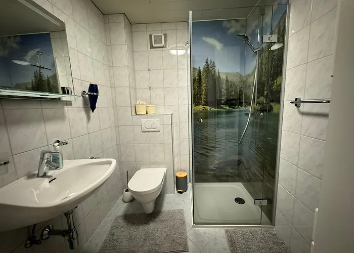 Gidnhof アパート トリンス